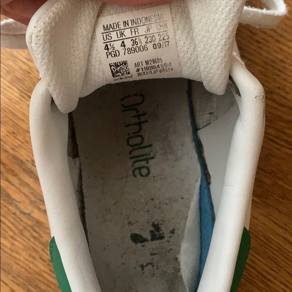 White adidas stansmith - Picture 2 of 4